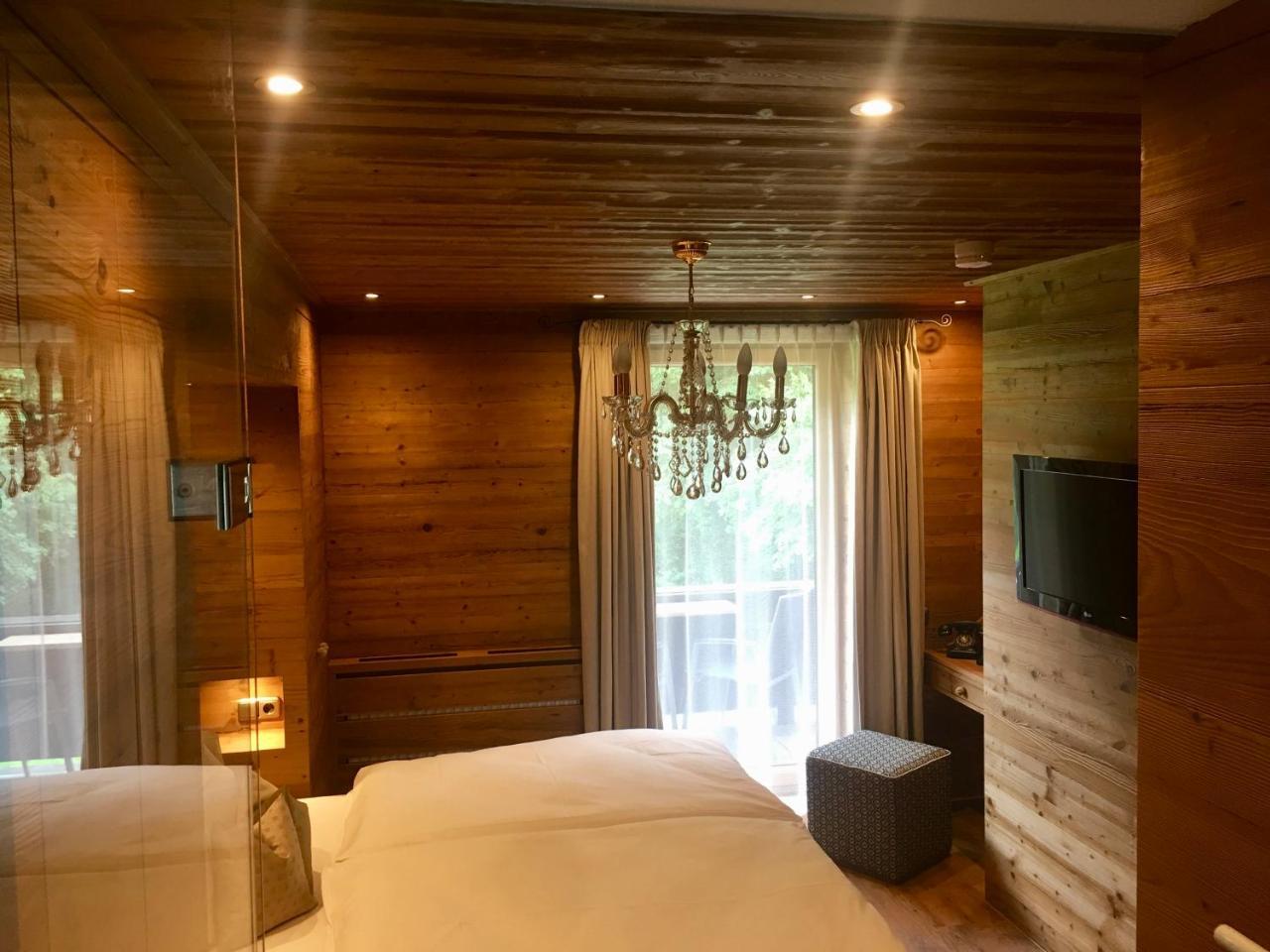 מאיירהופן Alpin Hotel Garni Eder - Private Living מראה חיצוני תמונה